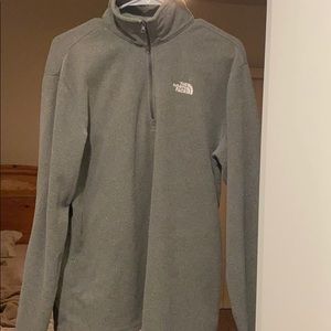 North Face 1/4 Zip Up
